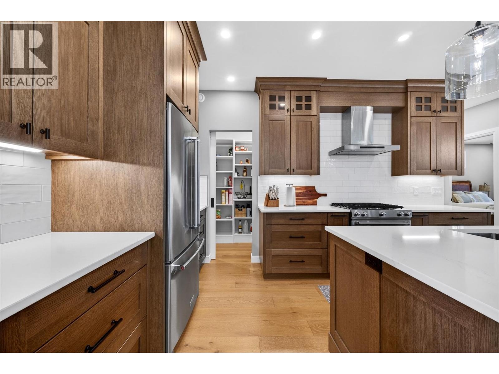  1201 20 Avenue Southwest, Salmon Arm