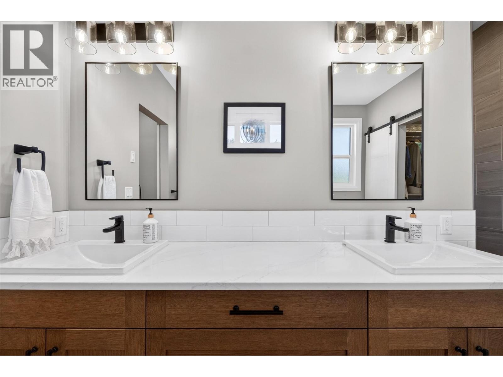 1201 20 Avenue SW - 37