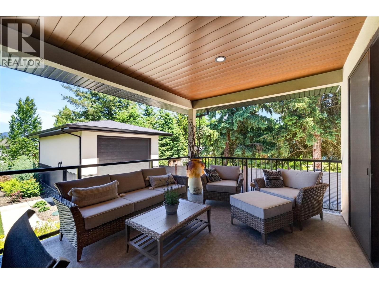 1201 20 Avenue SW - 46