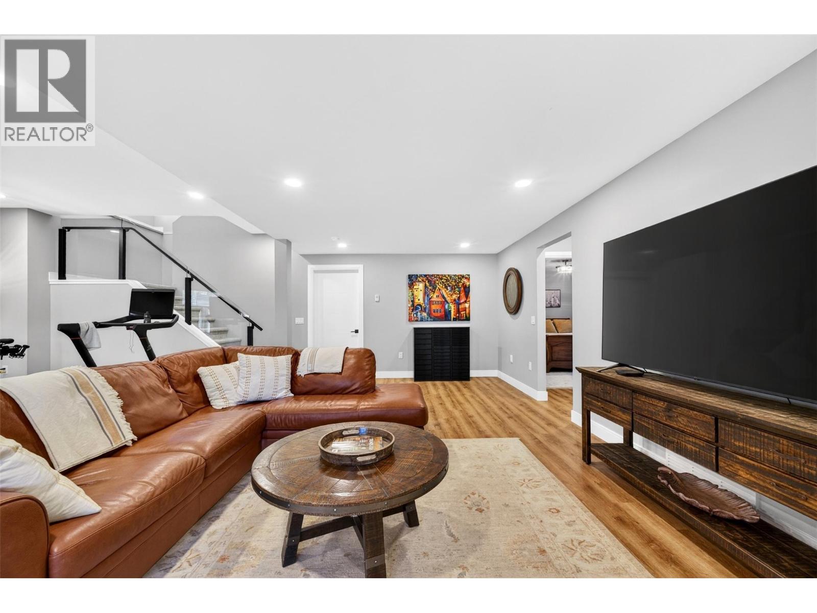 1201 20 Avenue SW - 49