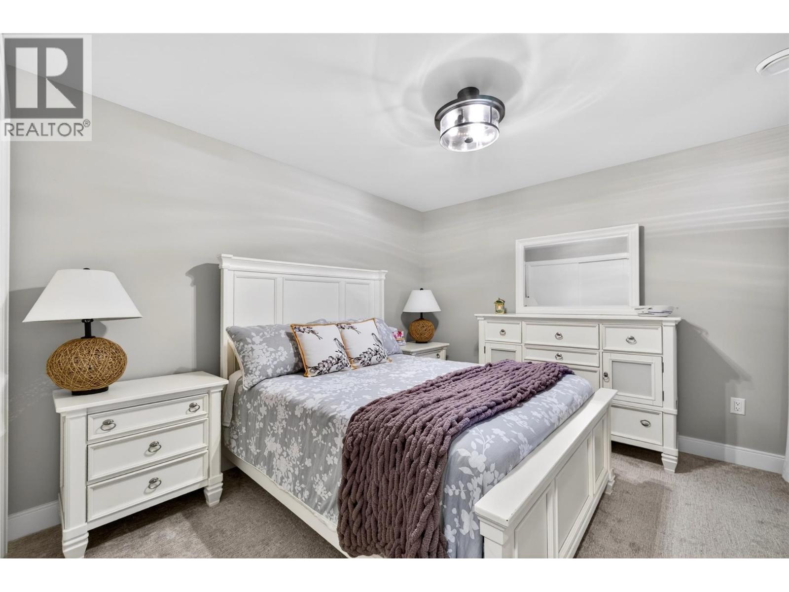  1201 20 Avenue Southwest, Salmon Arm