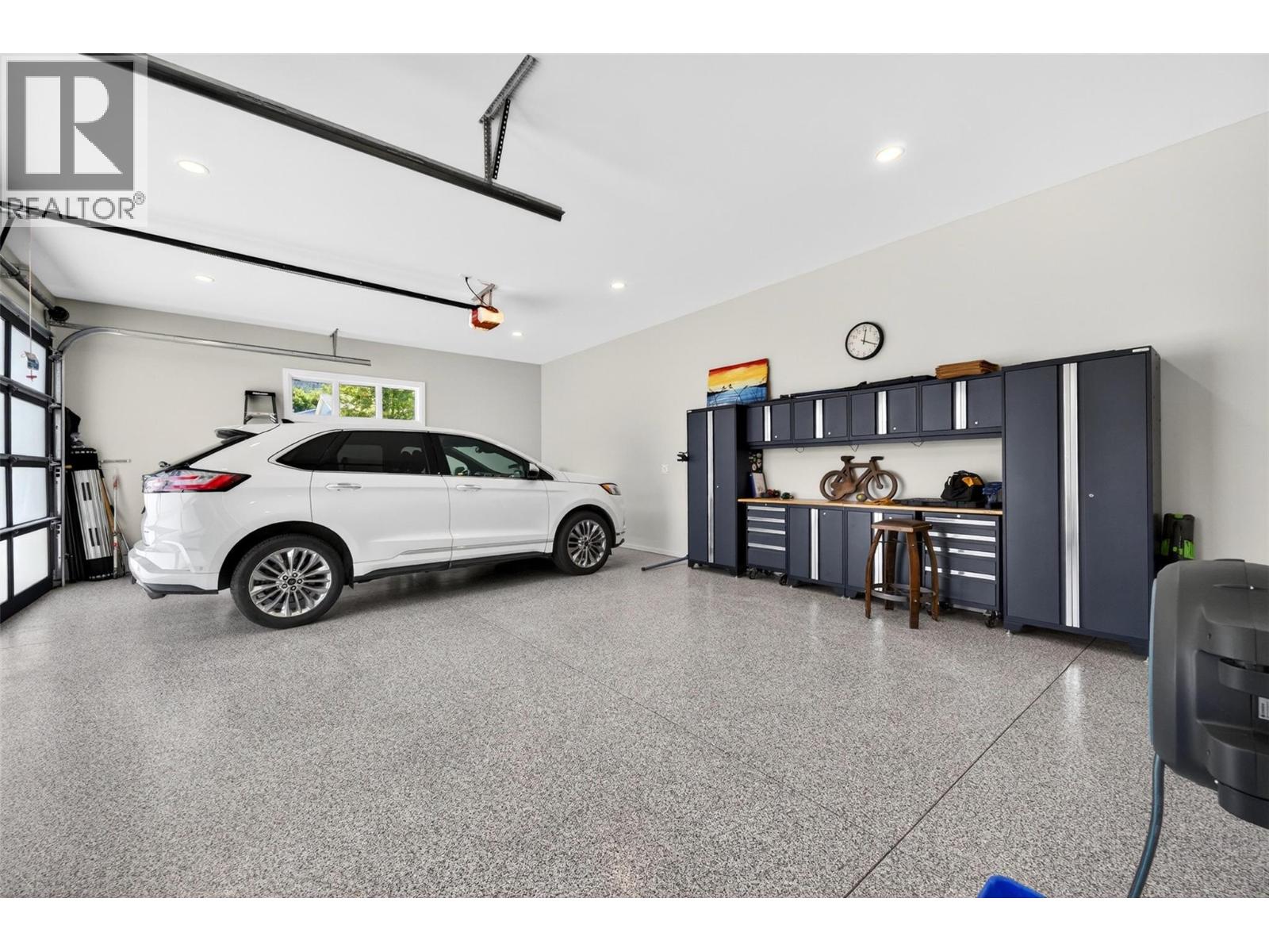 1201 20 Avenue SW - 64