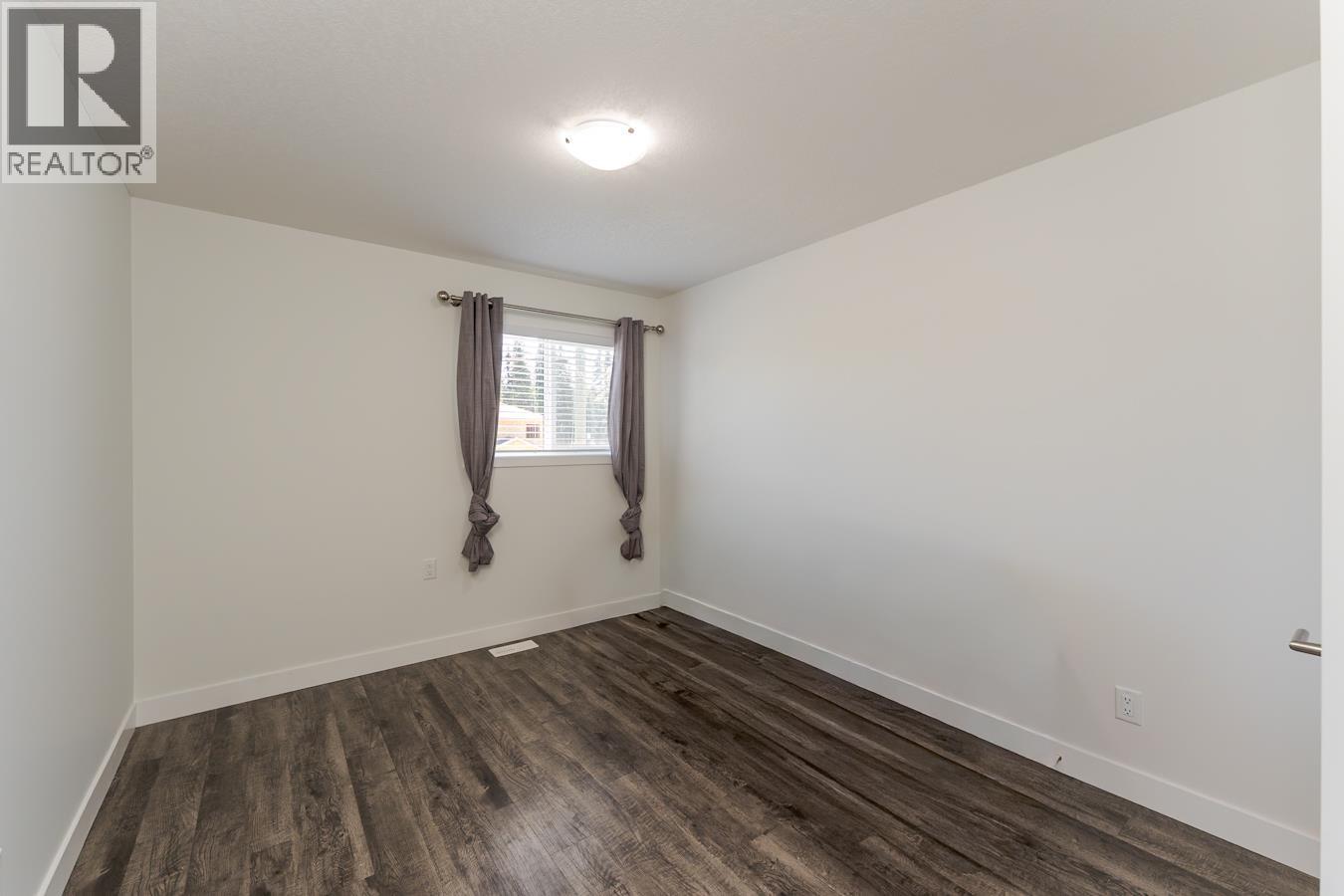 7034 HILLU ROAD - 13