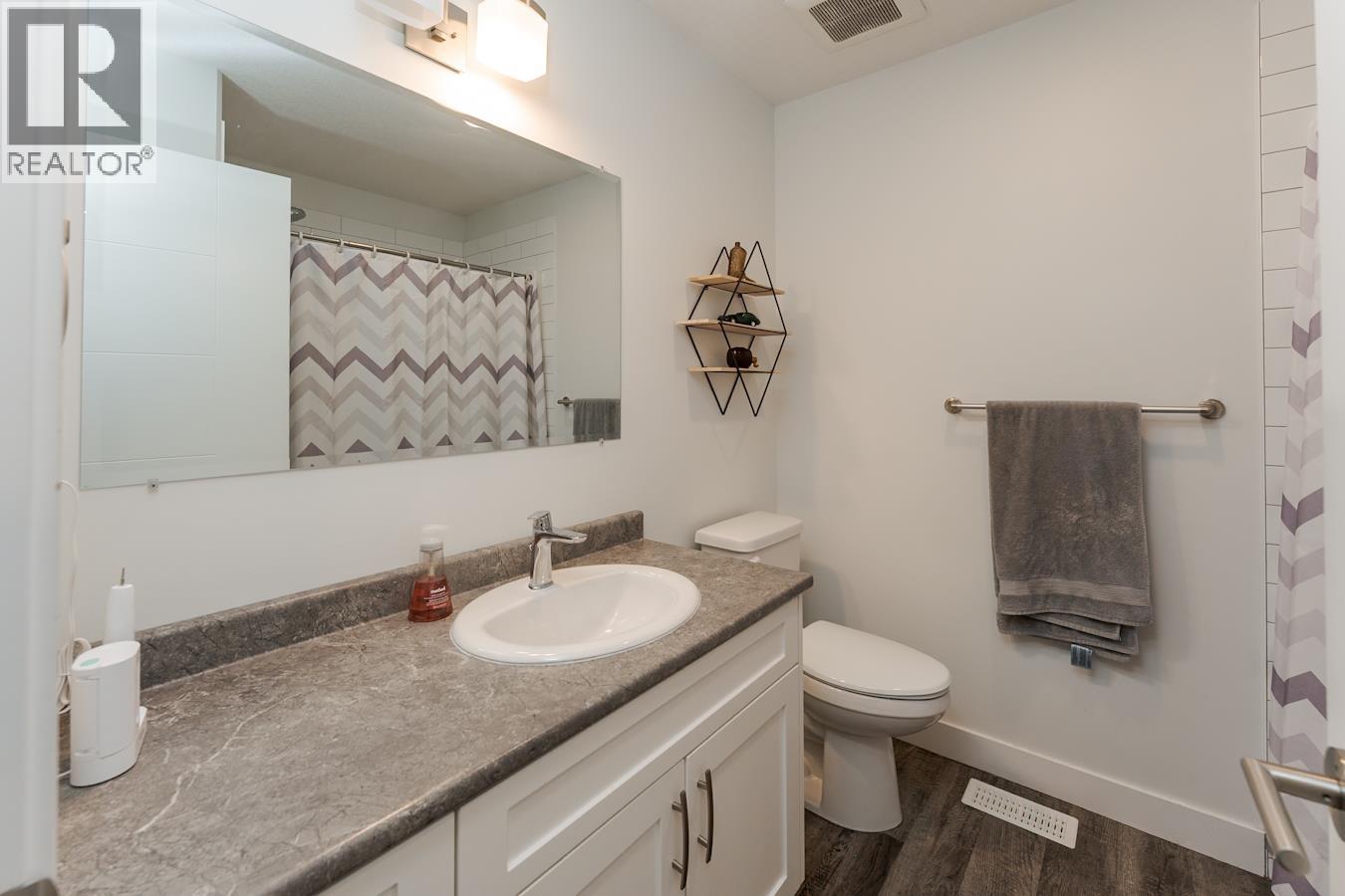 7034 HILLU ROAD - 17