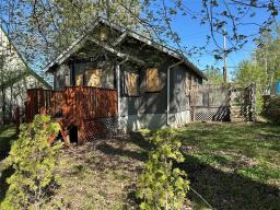 17 Cedar Street, Pine Falls, MB R0E1M0 Photo 7