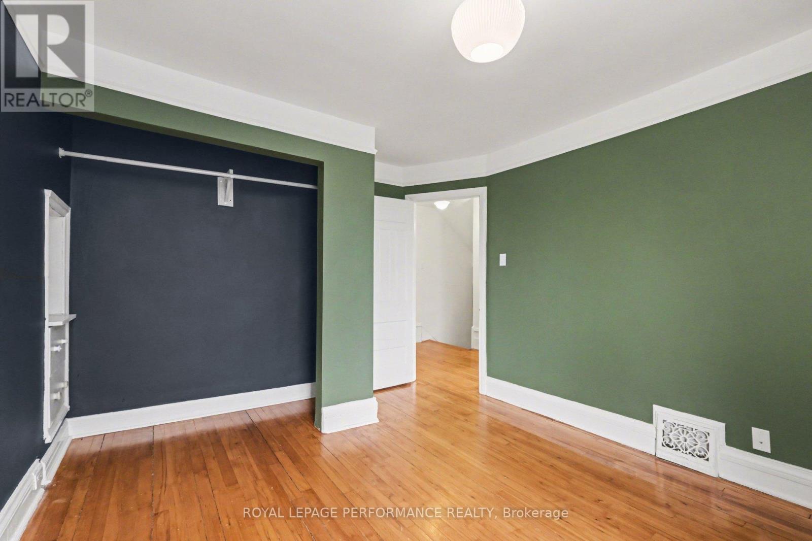 506 WENTWORTH AVENUE - 27