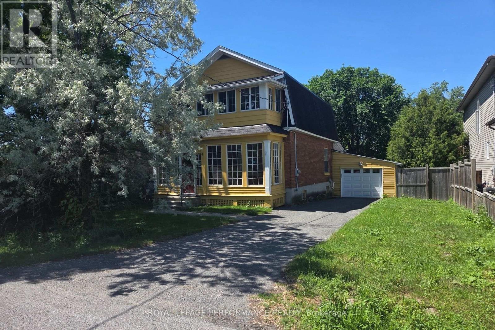 506 WENTWORTH AVENUE - 38