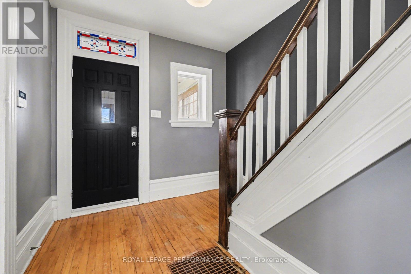 506 WENTWORTH AVENUE - 4
