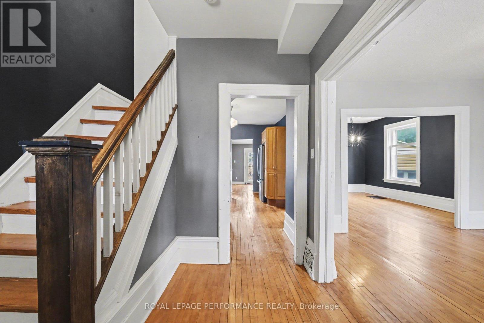 506 WENTWORTH AVENUE - 5