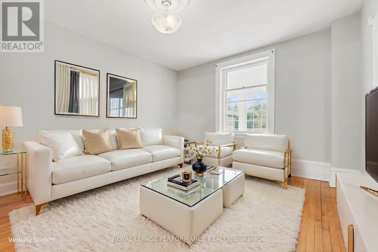 506 WENTWORTH AVENUE - 7