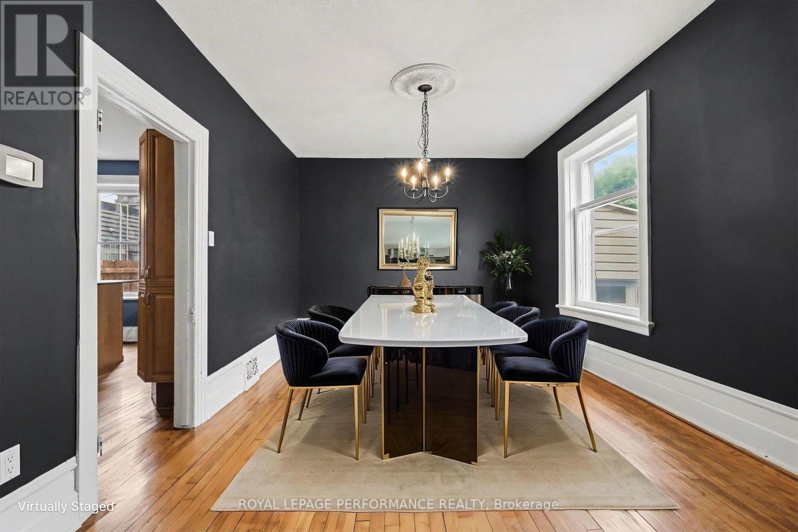 506 WENTWORTH AVENUE - 9