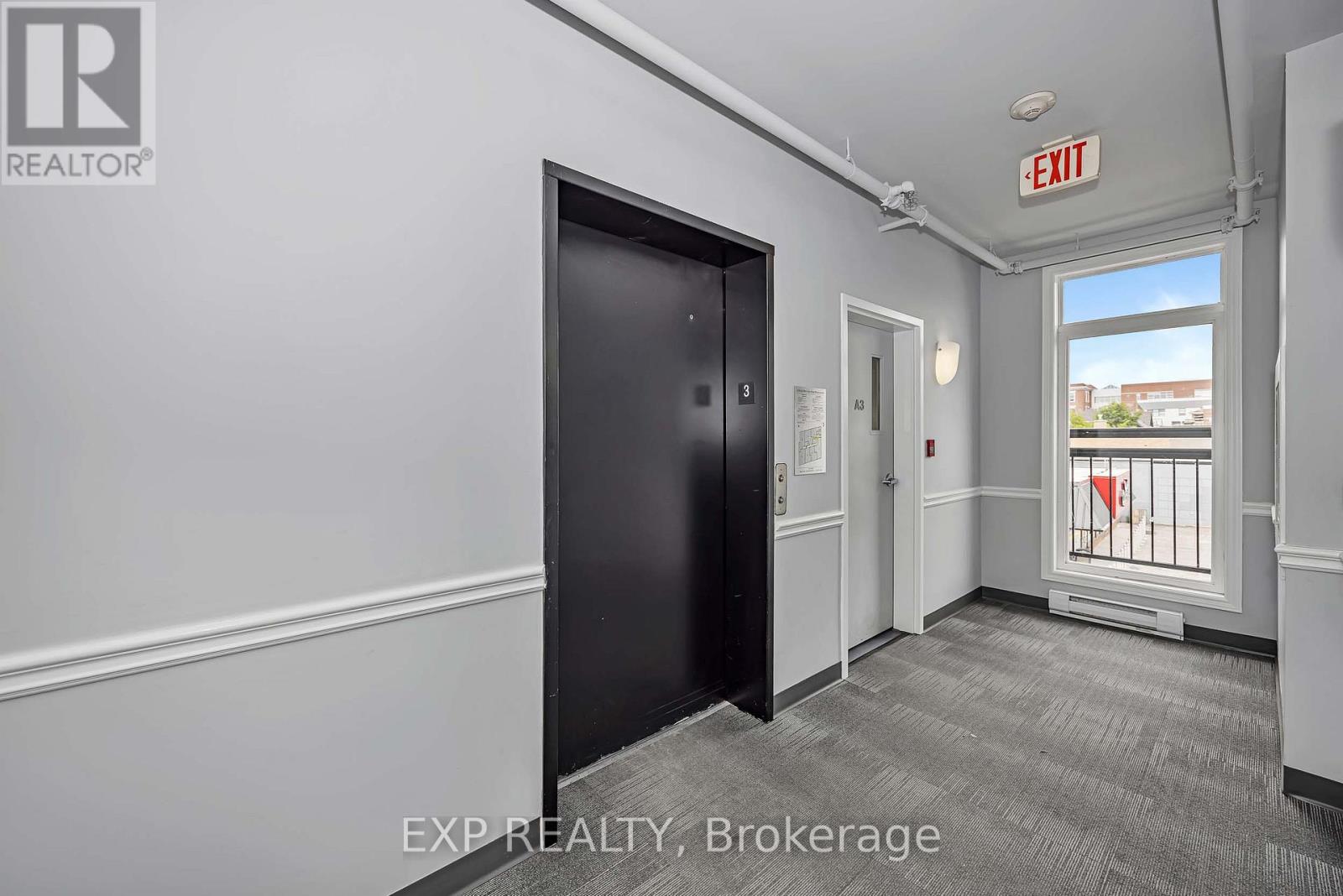 #305 6 GROVE AVENUE - 4