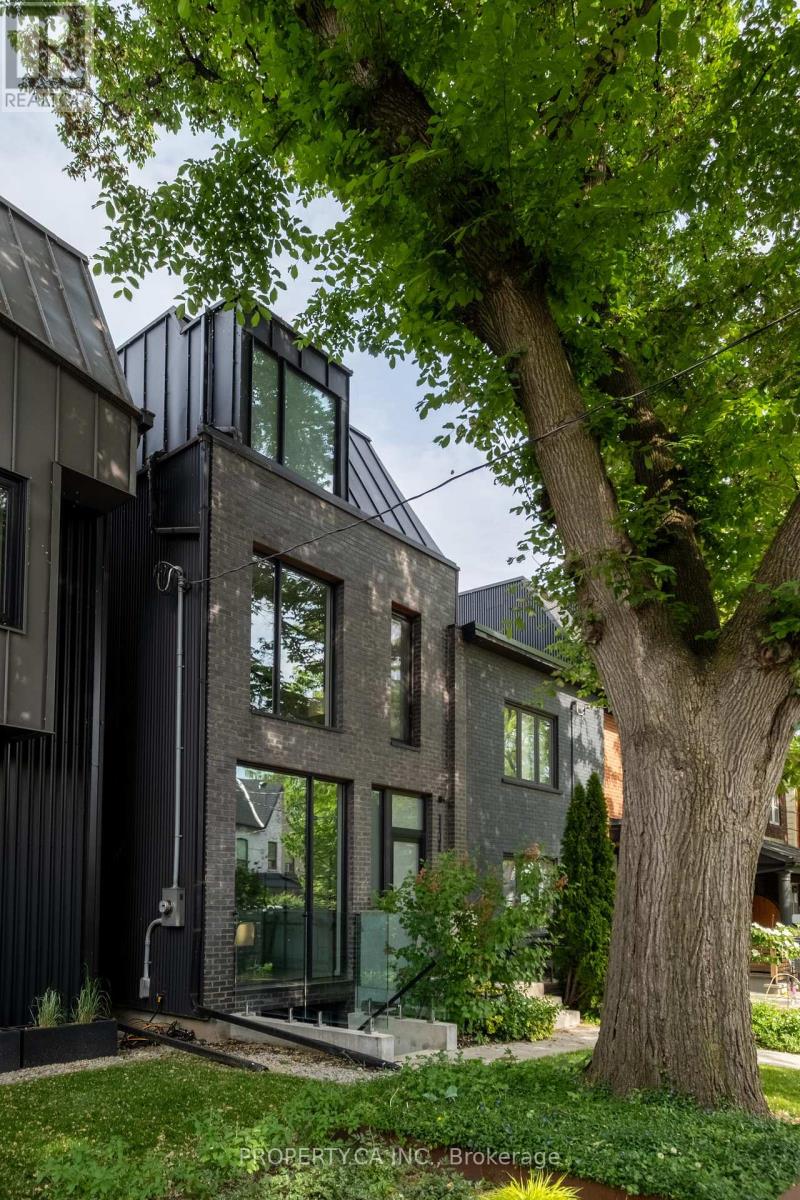 Listing photo of 165 LISGAR STREET