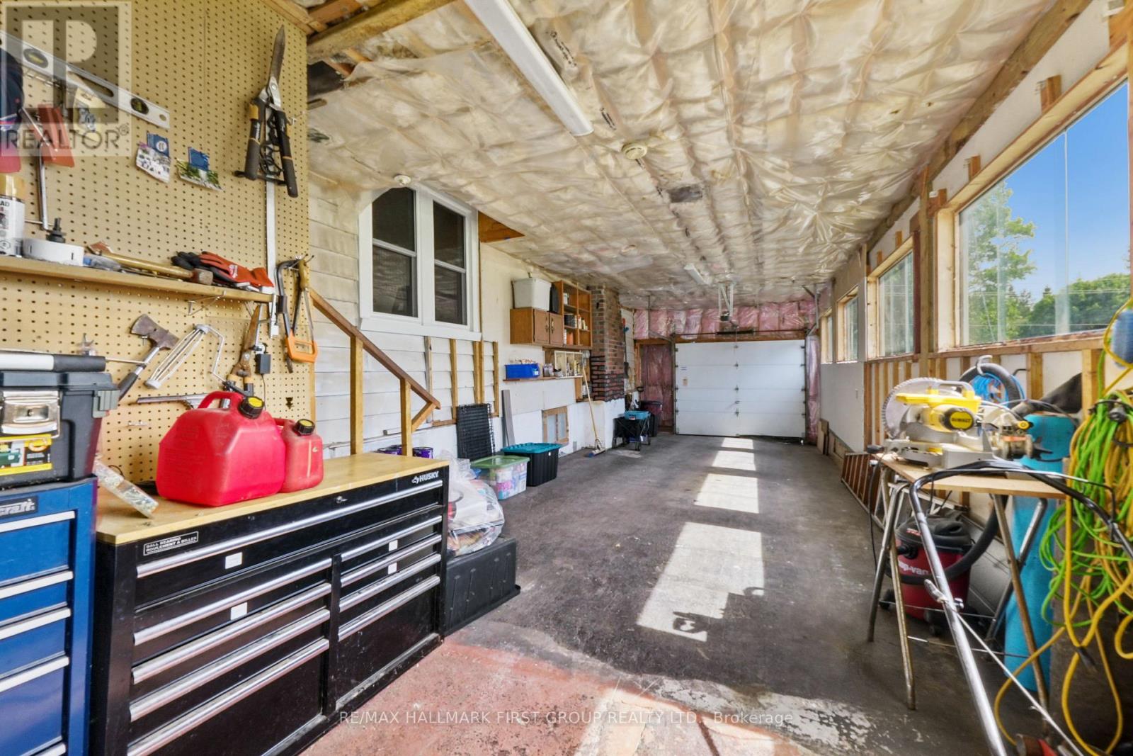 28 KING STREET W - 38