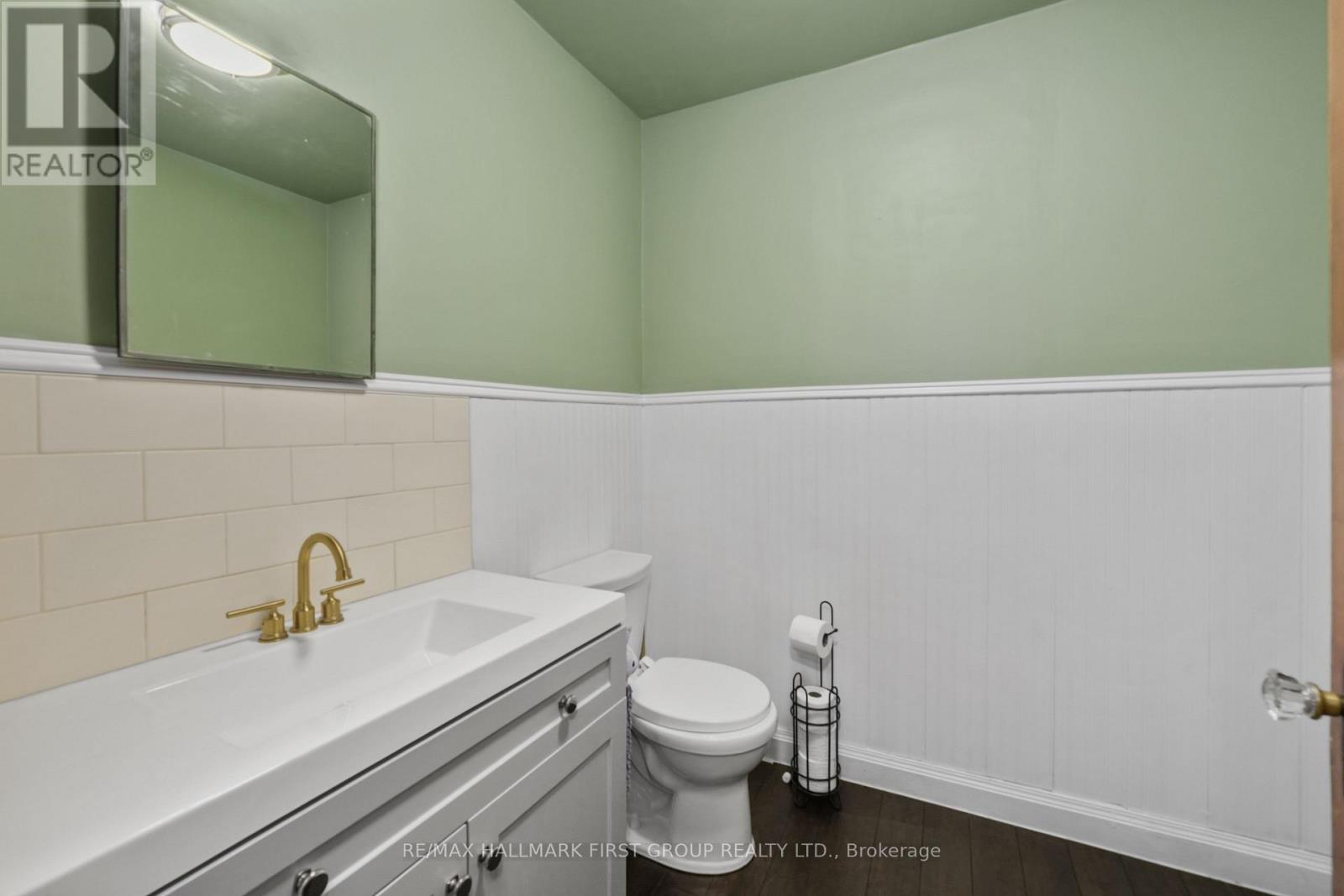 28 KING STREET W - 20