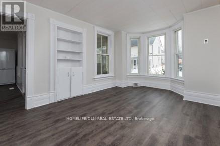 33 BARTHOLOMEW STREET - 11
