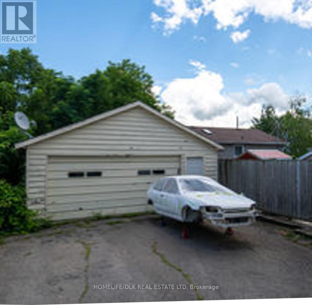 33 BARTHOLOMEW STREET - 26