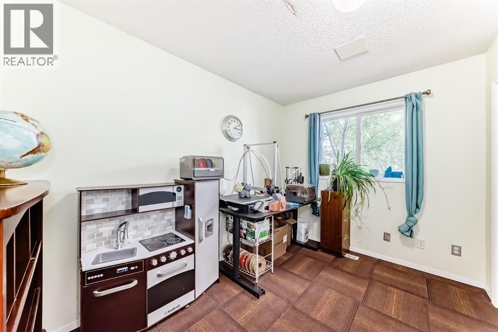 616 Mcculloch Crescent - 10