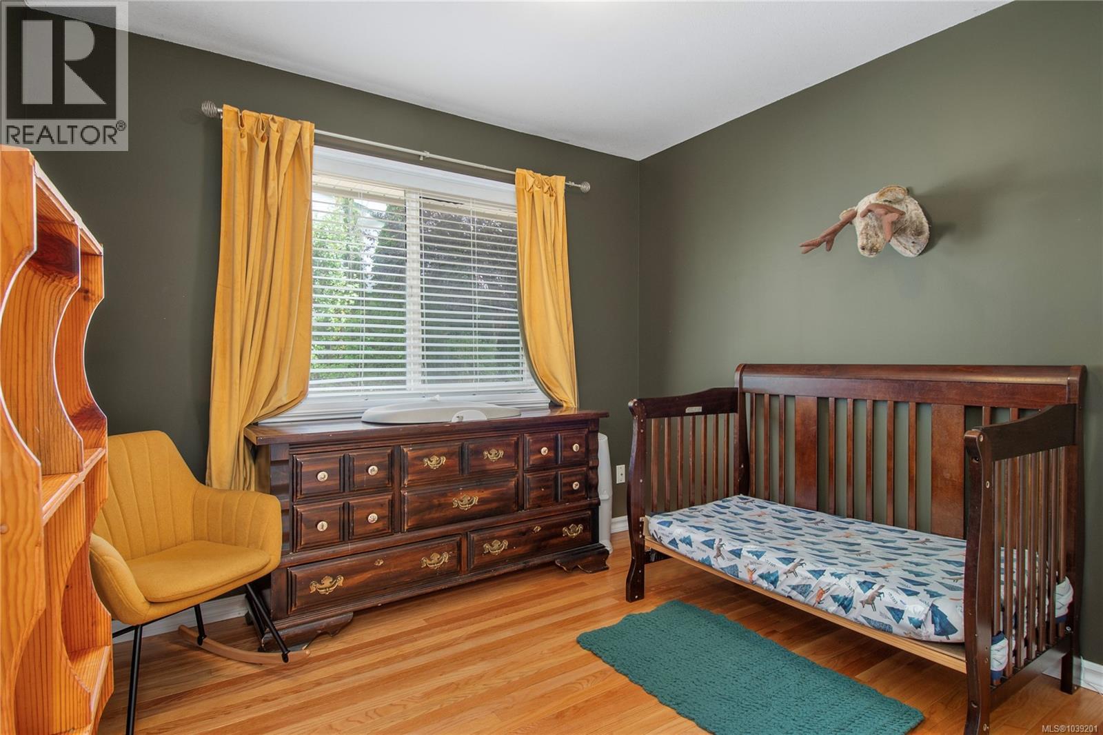 315 Stratford Dr - 29