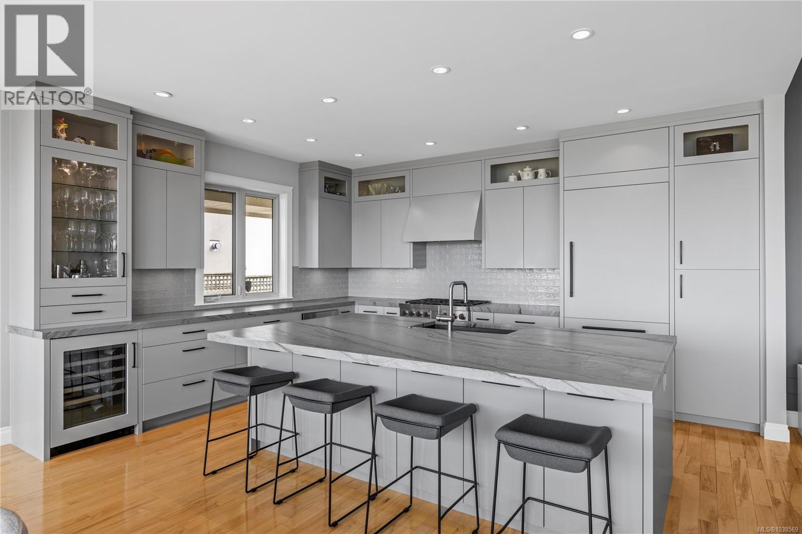 959 McFeely Dr - 26