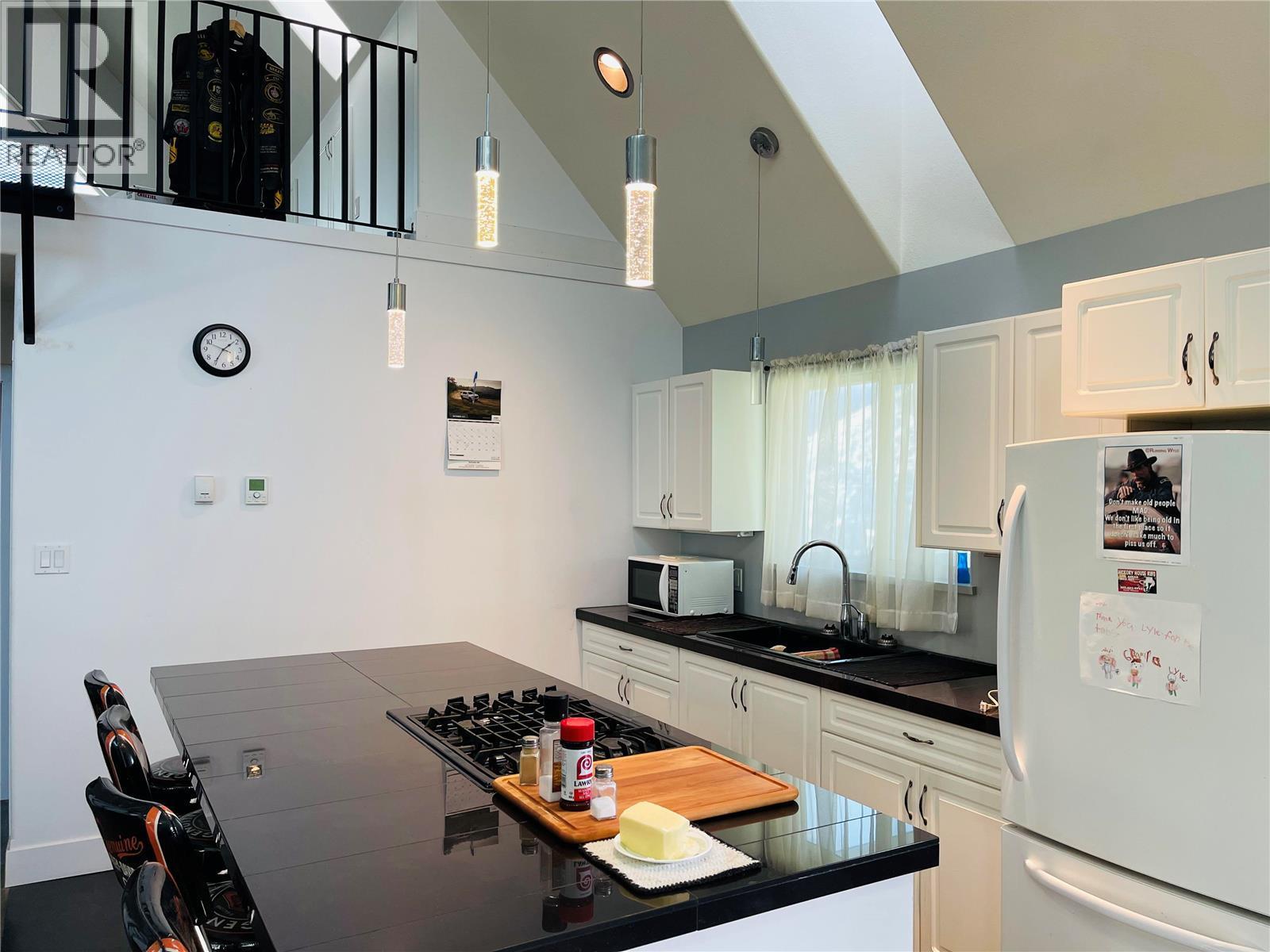 5763 Ponderosa Road - 7