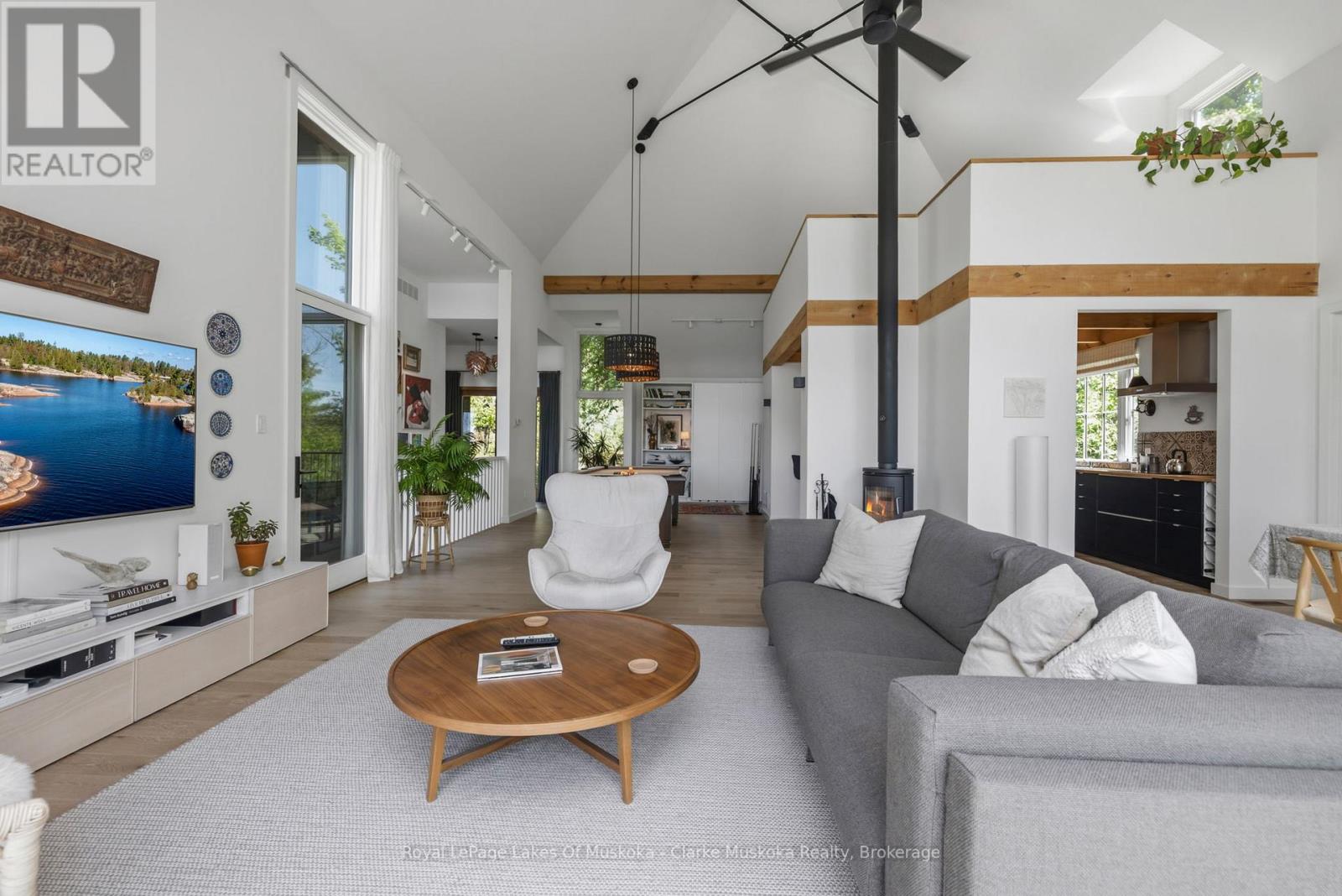 7 RICE STREET - 17