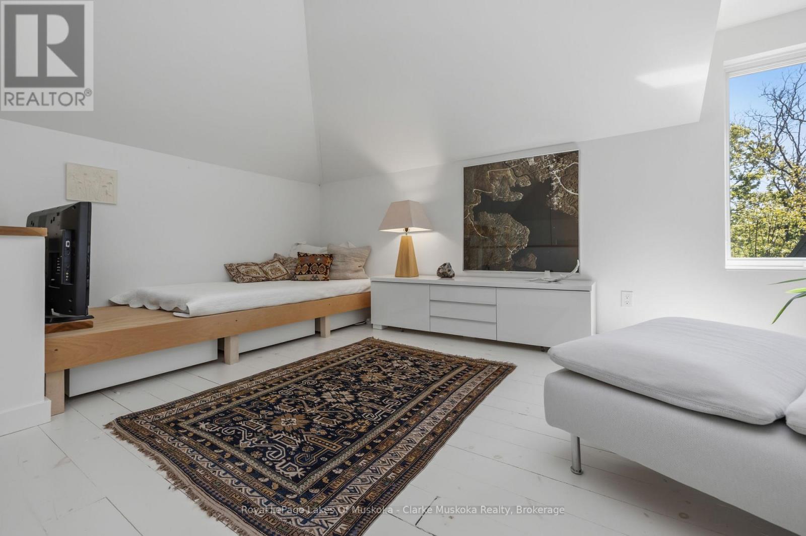 7 RICE STREET - 37