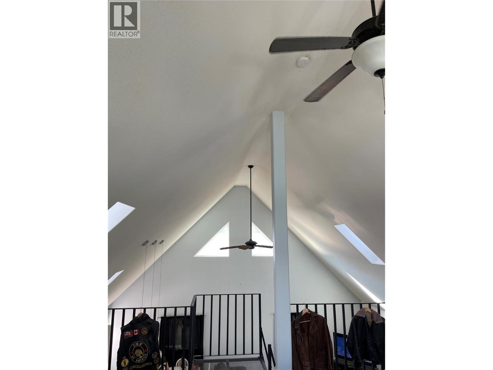 5763 Ponderosa Road - 21