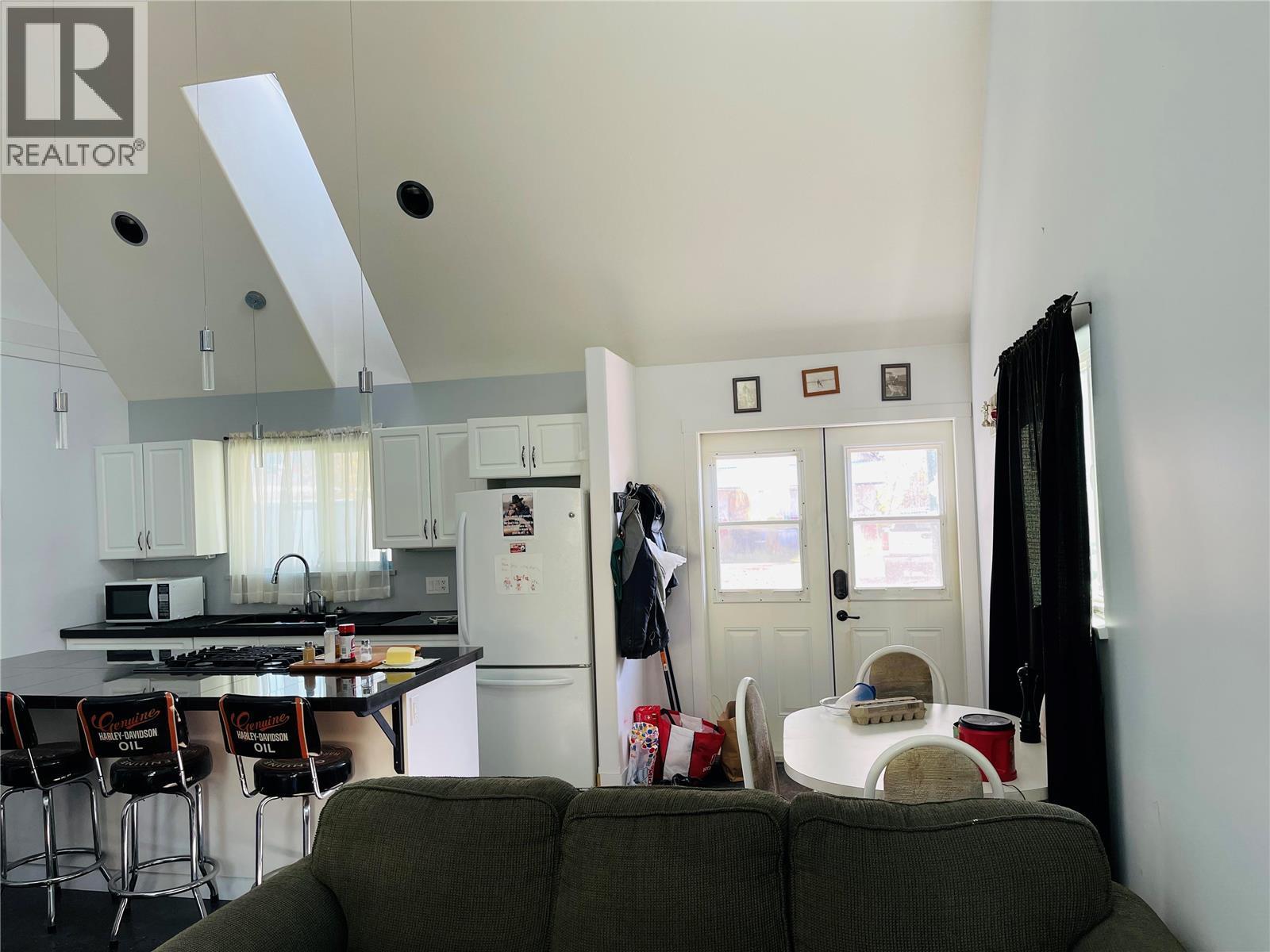 5763 Ponderosa Road - 10