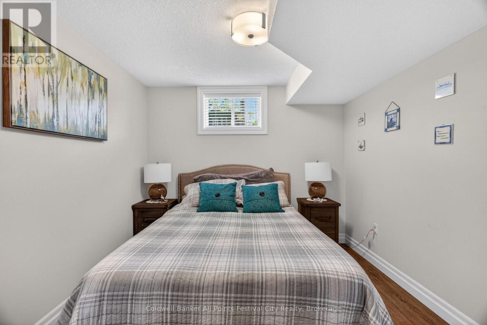 #39 50 FAIRHAVEN LANE - 31