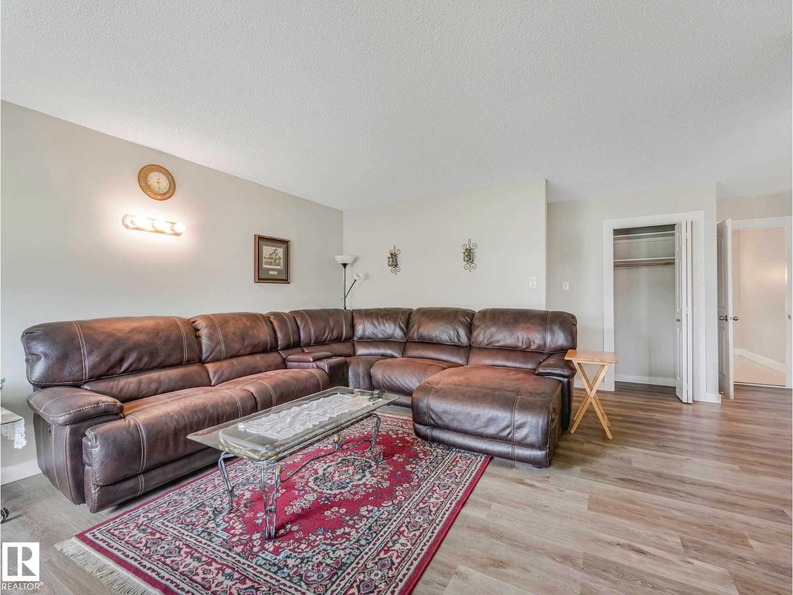 13807 92 ST NW - photo 5