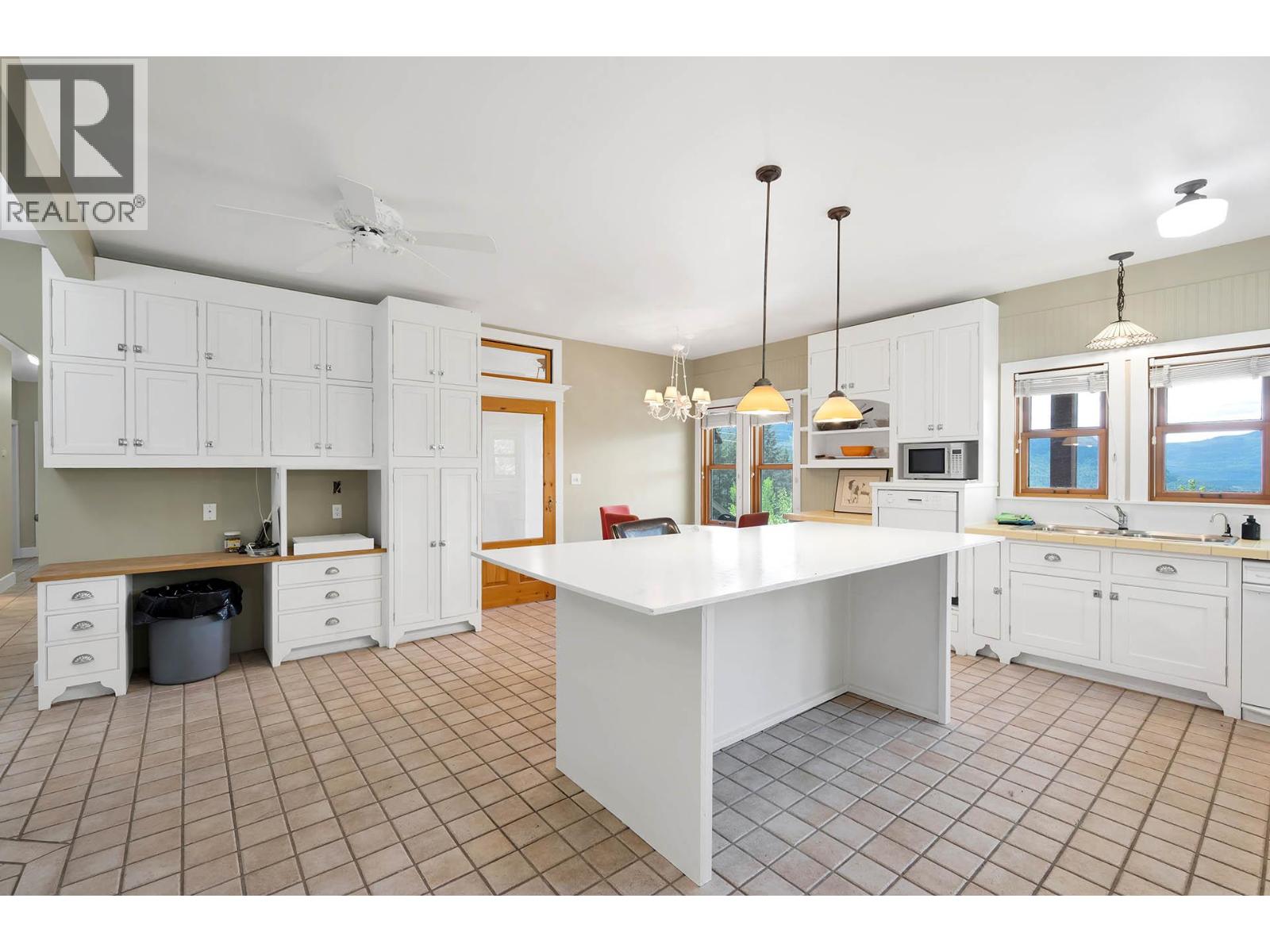 405 RAFT WEST FSR Road - 15