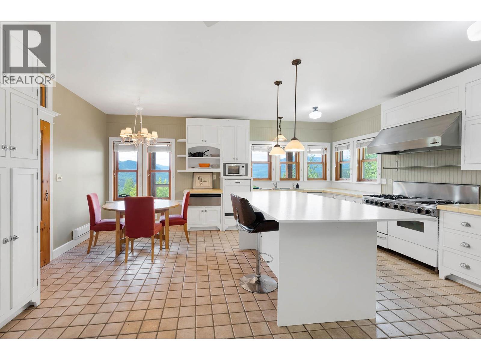 405 RAFT WEST FSR Road - 9