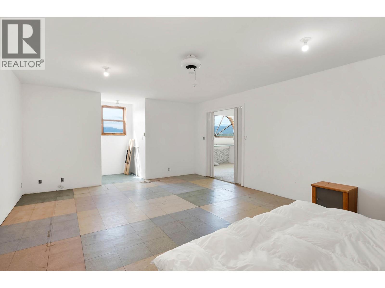 405 RAFT WEST FSR Road - 39