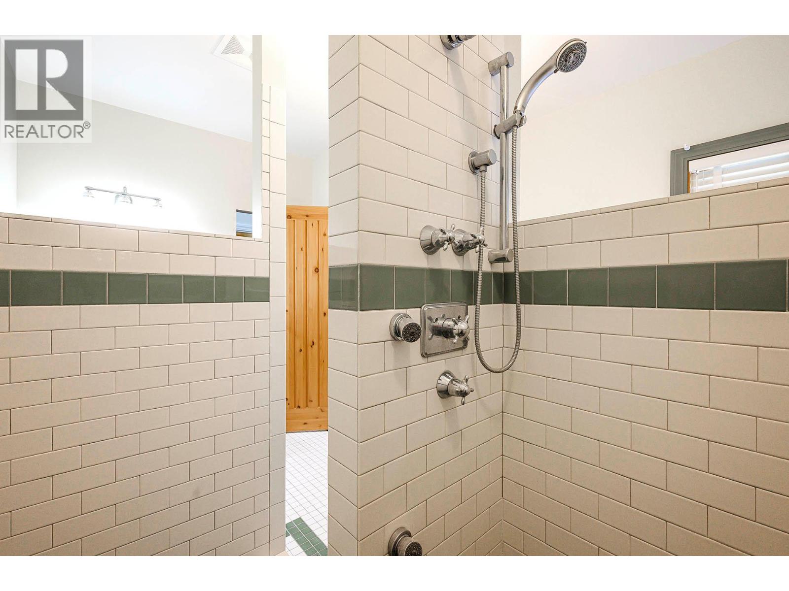 405 RAFT WEST FSR Road - 31