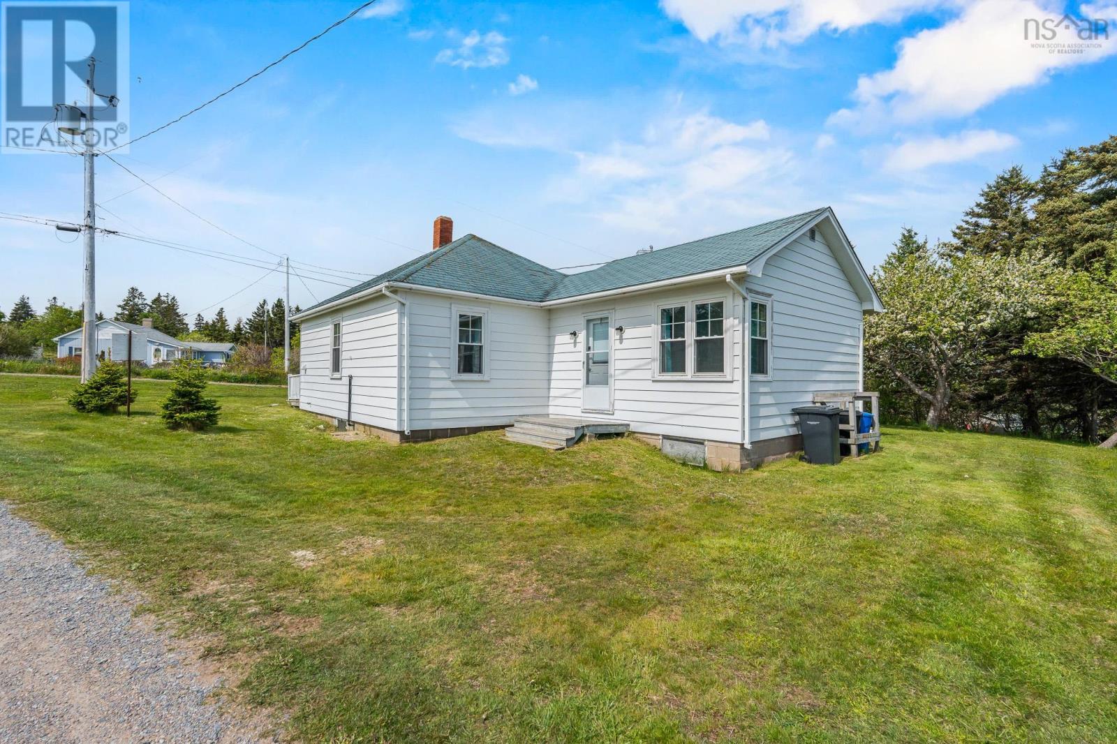 Property 21 of 49 of 17 Gordon Road