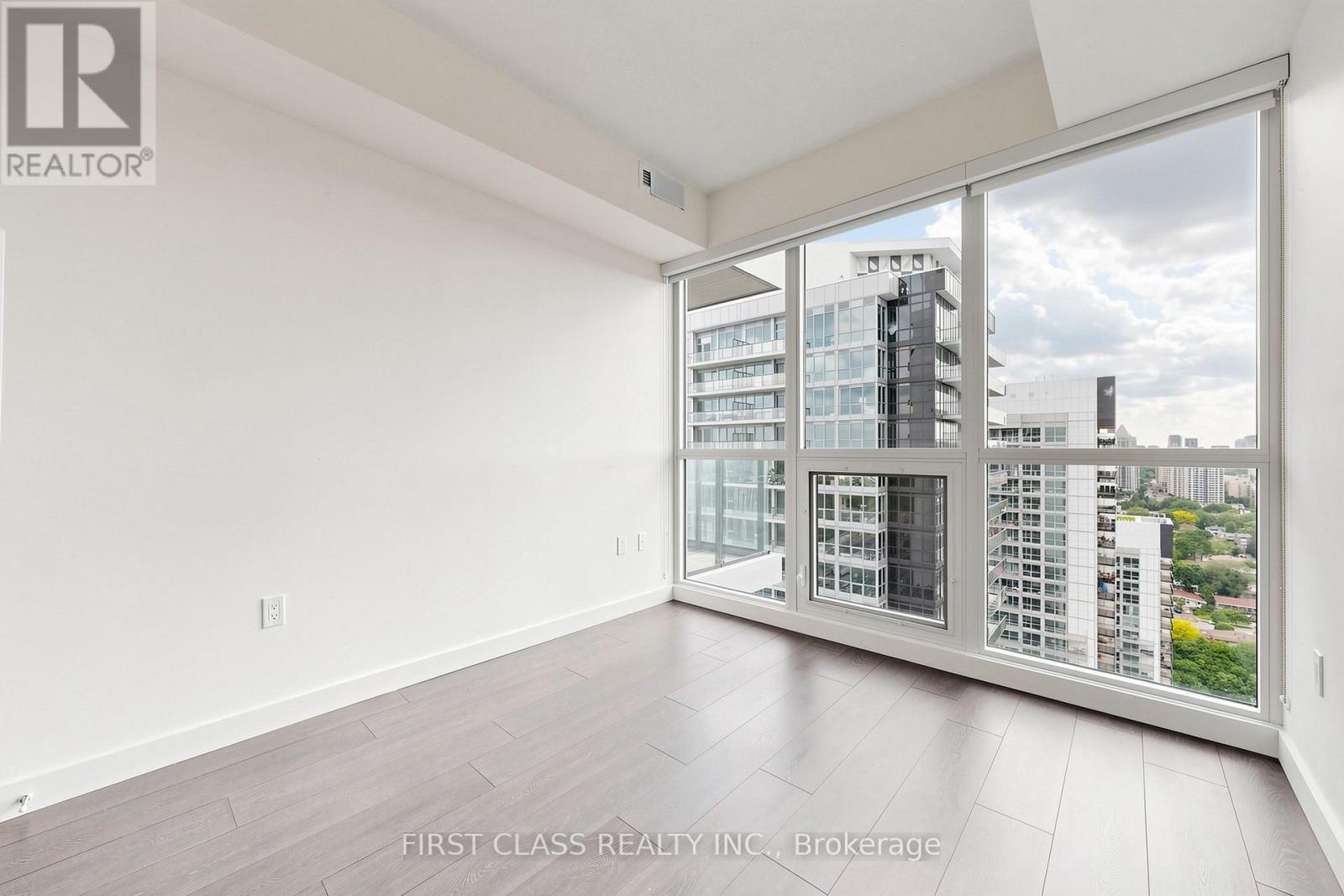 #3506 95 MCMAHON DRIVE - 11