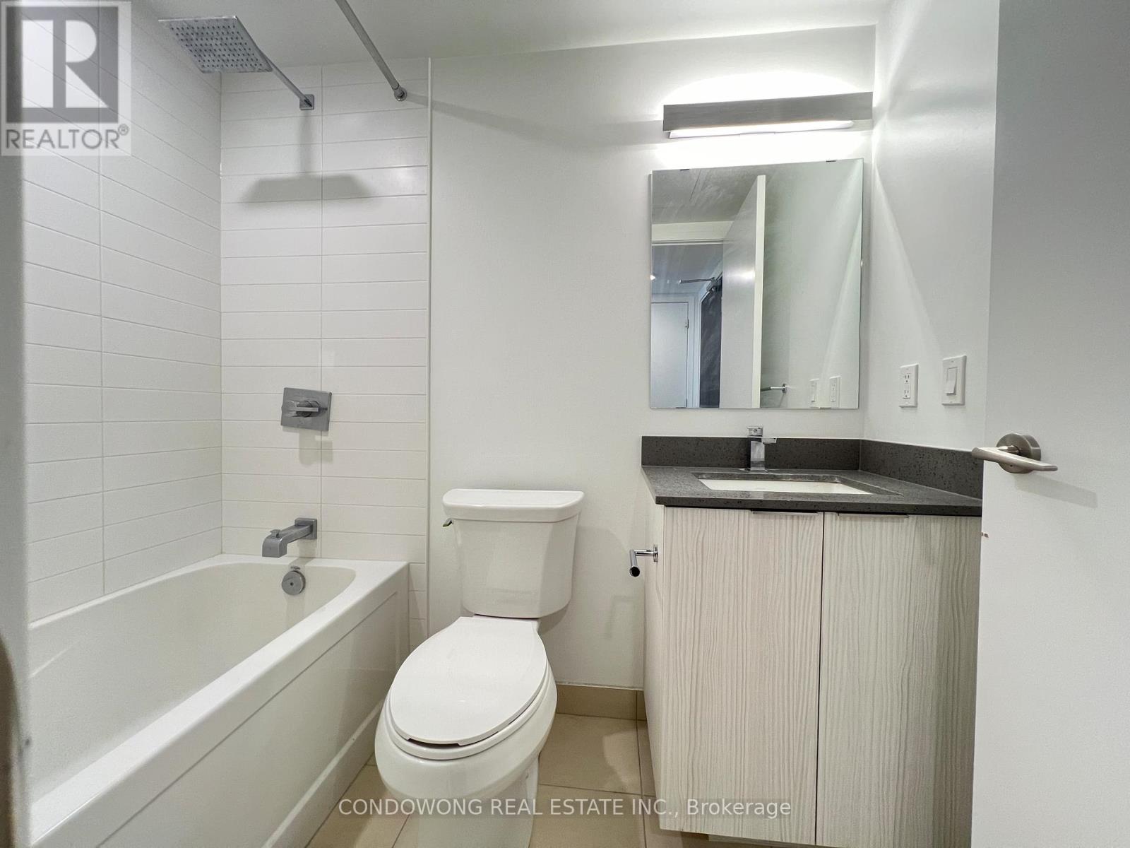 Bathroom with Bathtub