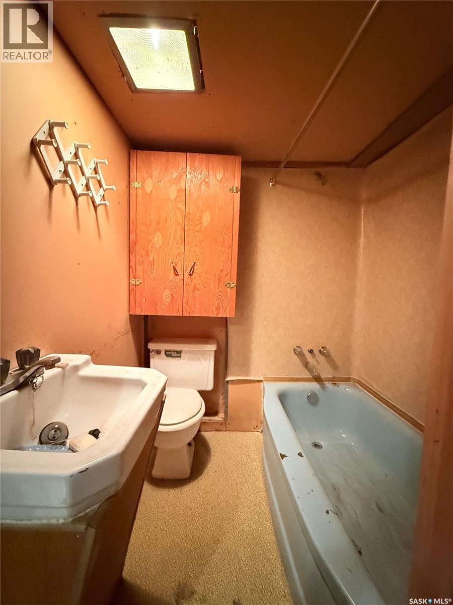 8241 Range ROAD — photo 39