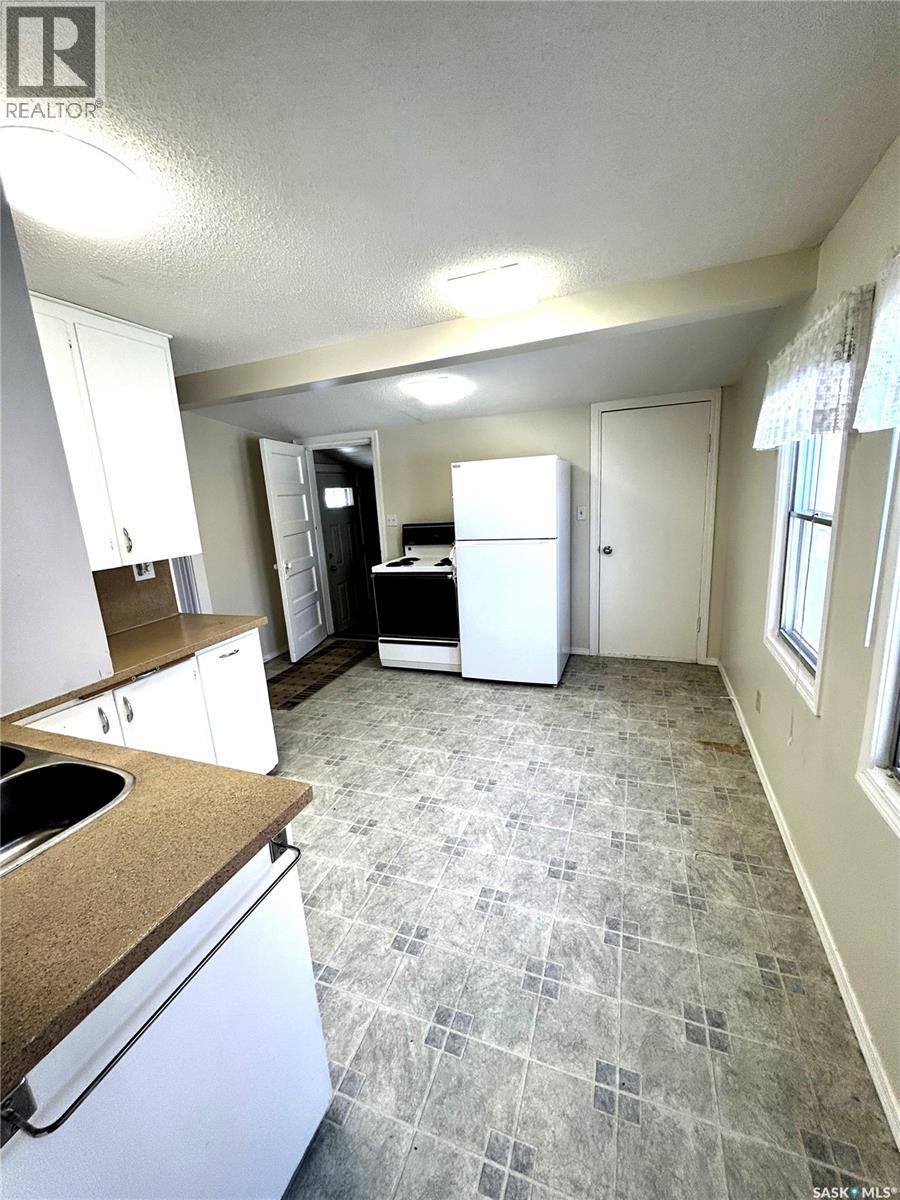 58 10th AVENUE NE - photo 4