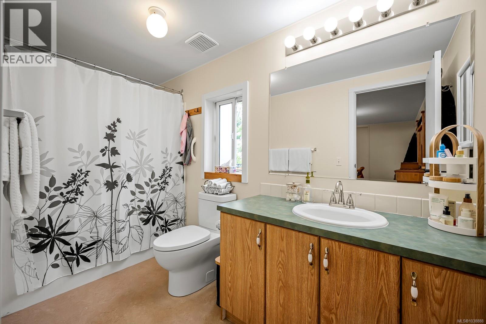 #102 2200 Lambert Dr - 11