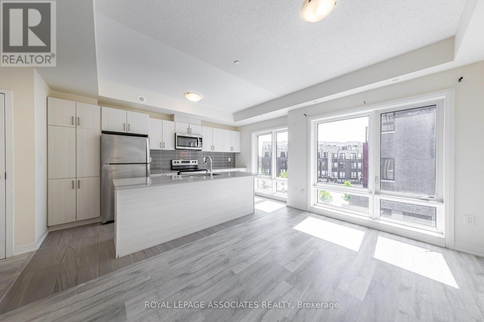 #44 30 LIBEN WAY - 10