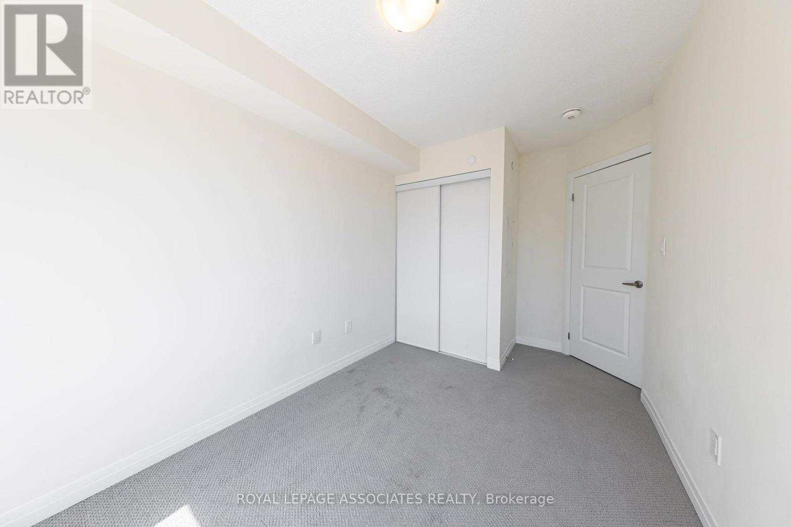 #44 30 LIBEN WAY - 20