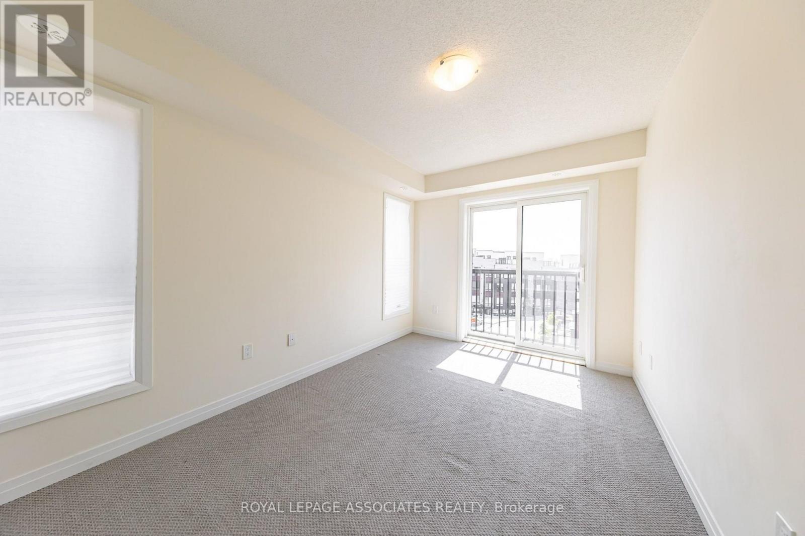 #44 30 LIBEN WAY - 21