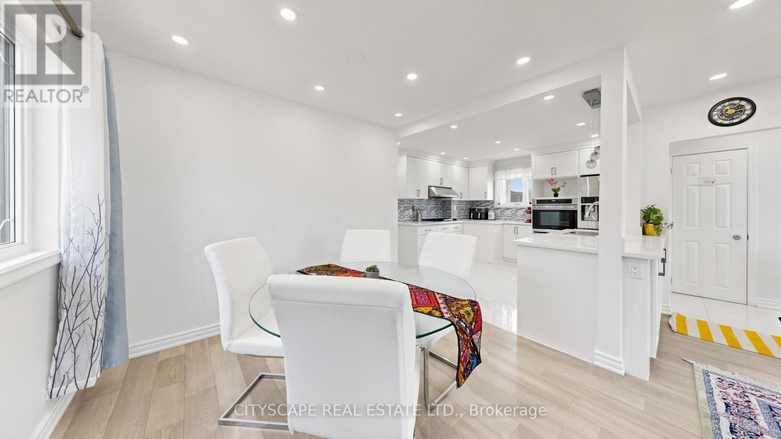 15 BARNES CRESCENT - 13