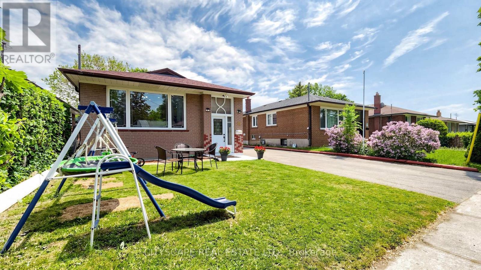 15 BARNES CRESCENT - 2