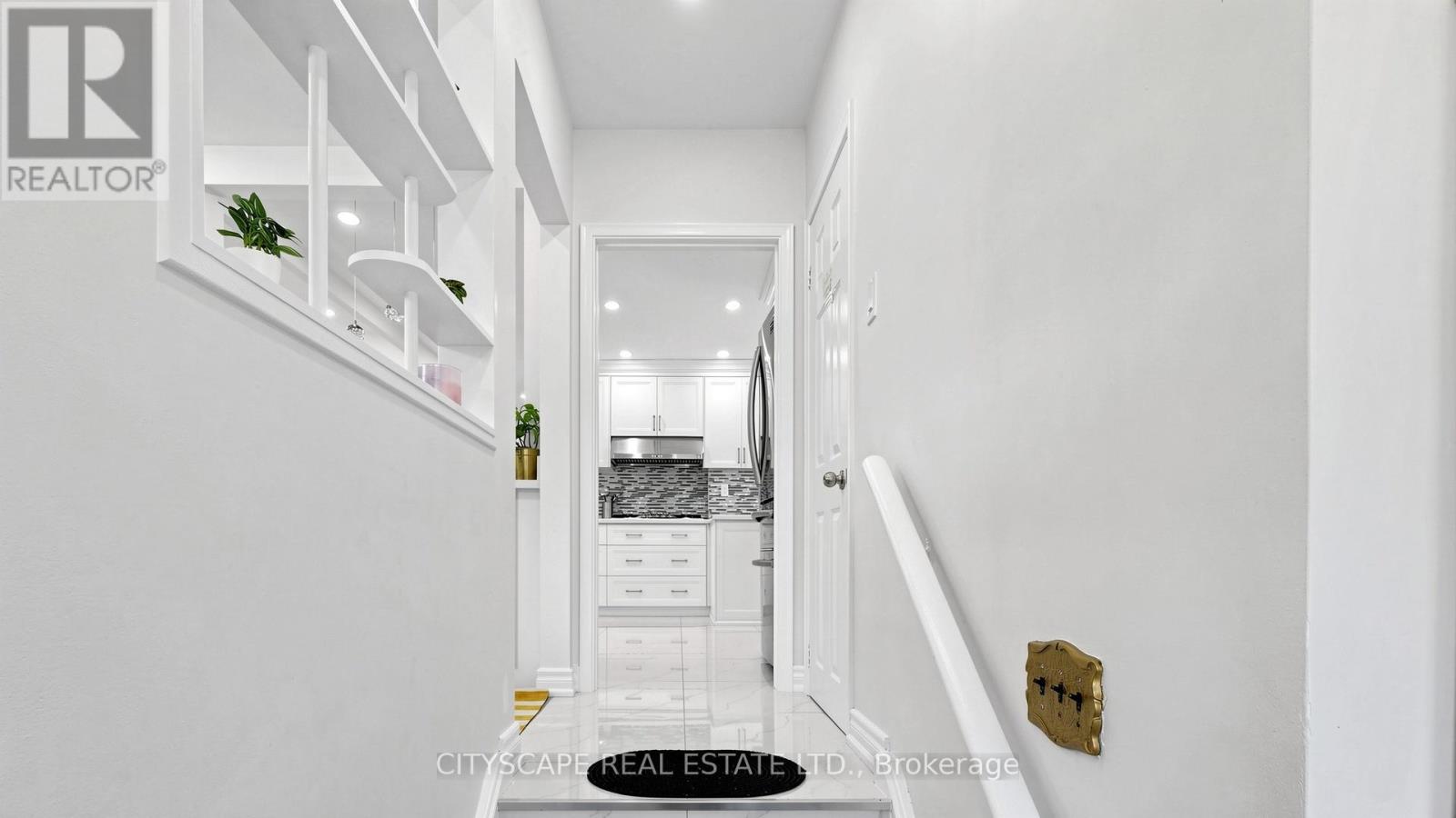 15 BARNES CRESCENT - 27