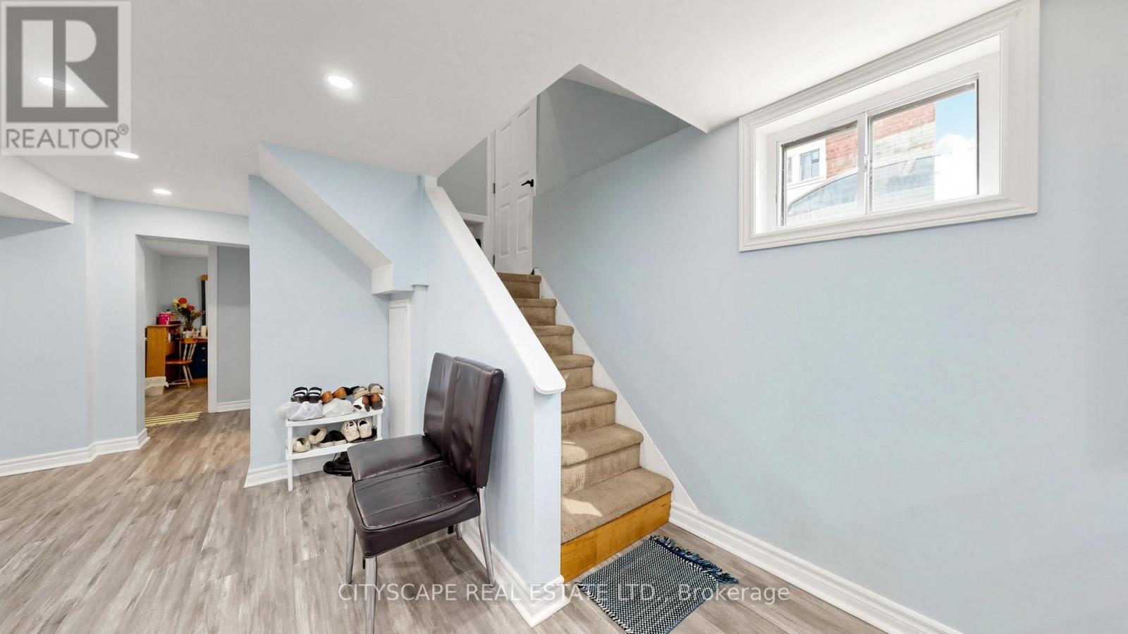 15 BARNES CRESCENT - 30