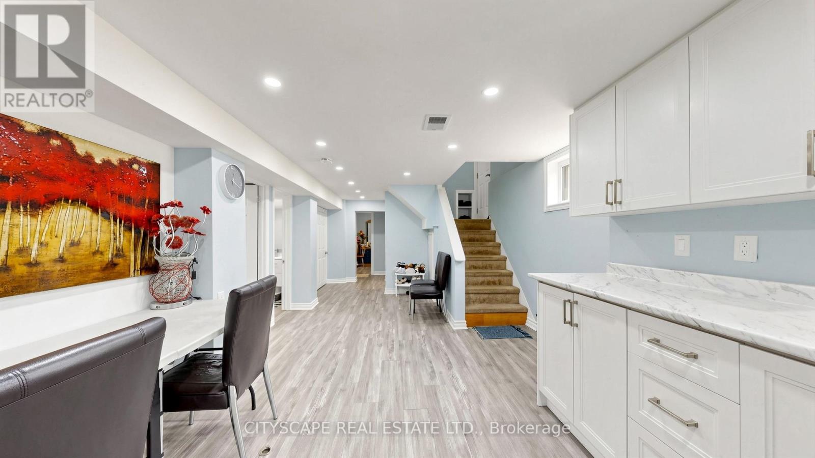 15 BARNES CRESCENT - 34