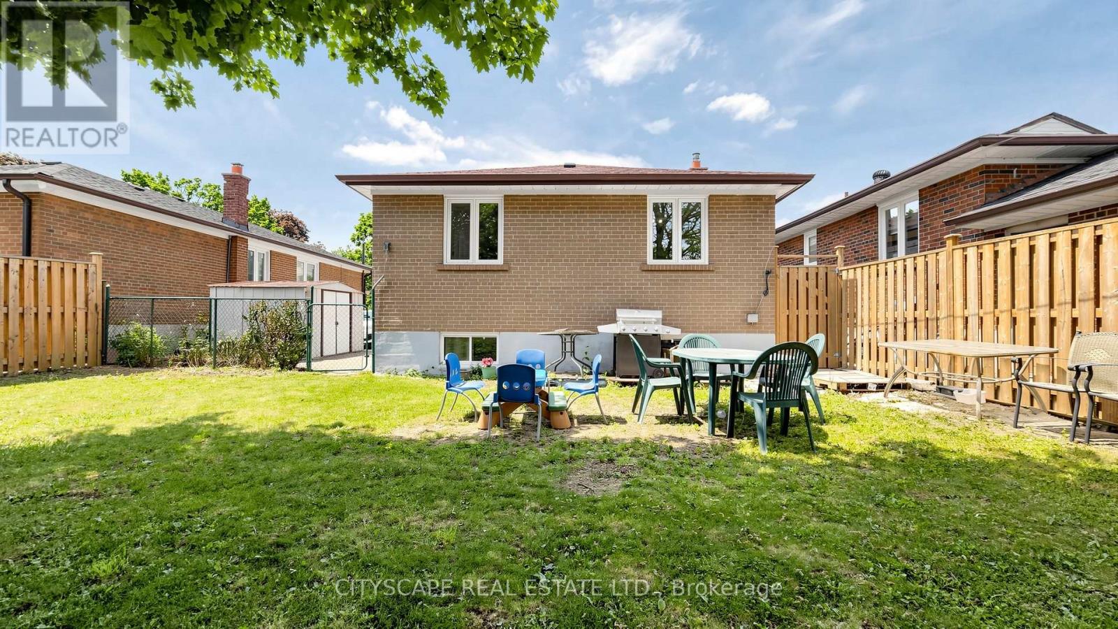 15 BARNES CRESCENT - 46